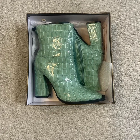 Lake Blue Square Toe Booties 💋 - Picture 3 of 7